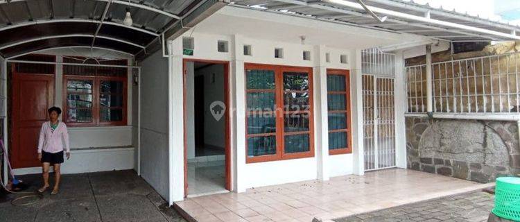 Rumah Kontrakan 1.5 Lantai Lokasi Di Duta Gardenia, Tangerang 1