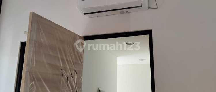 Rumah 2 Lantai Unfurnished di Cendana Parc North 26 No.25, Tangerang 1