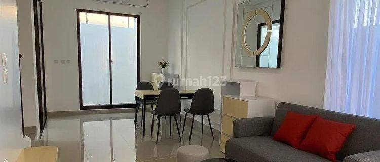 Rumah Furnished di The Gardens Blok E Suasana Nyaman Dan Asri 1