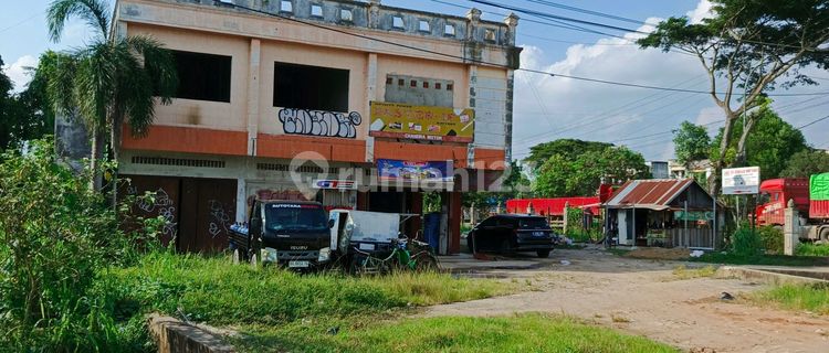 2-Storey Shophouse in Karya Jaya Area Near Keramasan Toll Gate 1