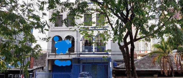 Strategic Muara Karang Pluit 3.5-Story Shop House, Facing Main Road, Neat 5m x 24m, Ideal Location for Investment and Business 1