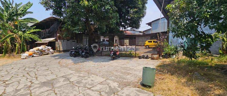 Dijual Pabrik Luas 1.960m2 Strategis Jl. Daan Mogot Tanah Tinggi 1