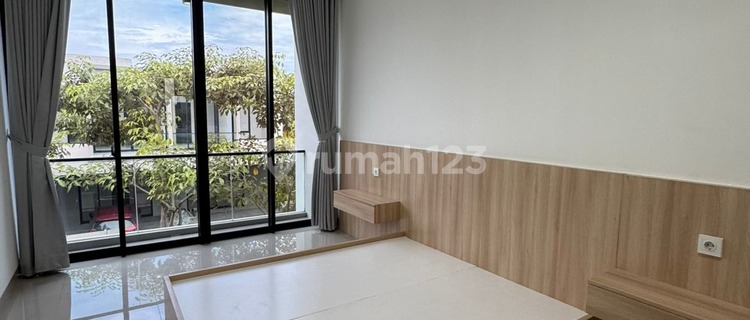 Disewakan Rumah uk 8x12.5m2 Semi Furnished Milenial City PIK2 Extension 1