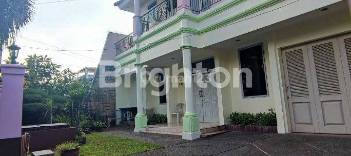 RUMAH MEGAH DAN LUAS TOSIGA KEMANGGISAN KEBON JERUK JAKARTA BARAT 1