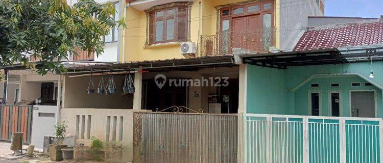 Rumah cluster 2,5 lantai dalam perumahan duta harapan 1