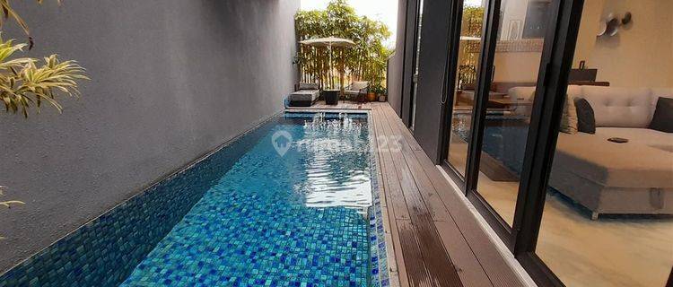 Rumah mewah siap huni ada swiming pool di pesanggrahan  1