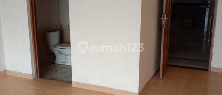 Ruko Taman Ratu 3,5 Lantai Lokasi Ramai Dan Strategis  1