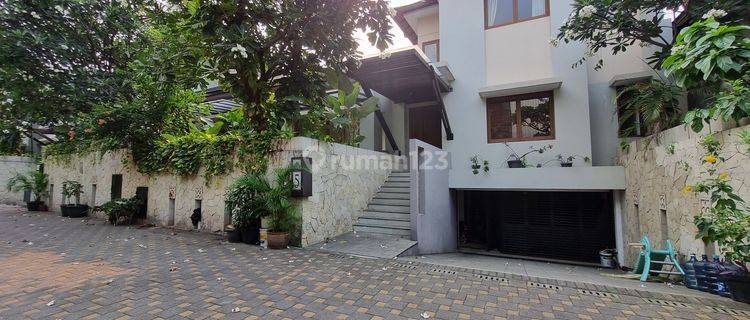 Dijual Rumah Di Villas Kemang Satoe, Kemang, Jakarta Selatan  1