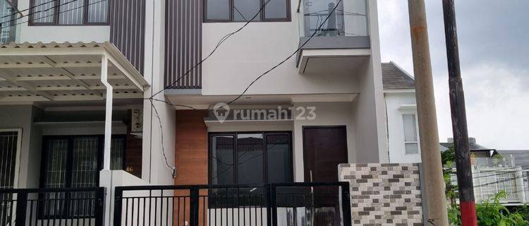 Rumah baru 60m, 2lantai, jalan besar , 3kamar tidur utama, kamar mandi dalam, shm, negosiasi 1