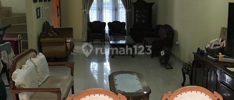 Golden Raya Tail, Rawamangun, 174m, 2 floors, move-in ready, excellent, SHM, strategic, affordable 1