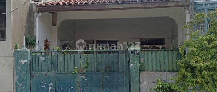 Rumah Tua Kramat Pulo Strategis Jalan 3.mobil 1