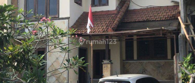 2-storey house in Jimbaran close to Samasta Mall 1