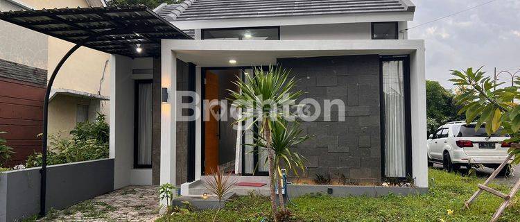 RUMAH HOOK DI PERUM GREEN PAVILION, TUNGGULWULUNG, KEC LOWOKWARU, KOTA MALANG 1