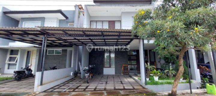 Rumah 2 Lantai Minimalis Modern Di Kota Bandung  1