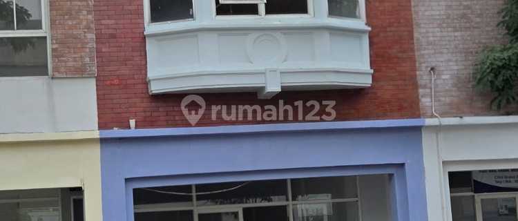 Ready-to-Occupy Shop House in Citragrand - Tembalang 1