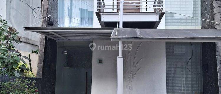  Beverly Dago Townhouse Sayap Dago Ciumbuleuit Bandung Utara 1