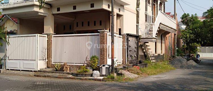 Rumah 3,5 lantai Sidoarjo kota  1