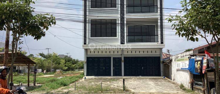 Ruko Baru 3 Lantai Full Keramik Dijual di Jl. Parit Indah Pekanbaru 1