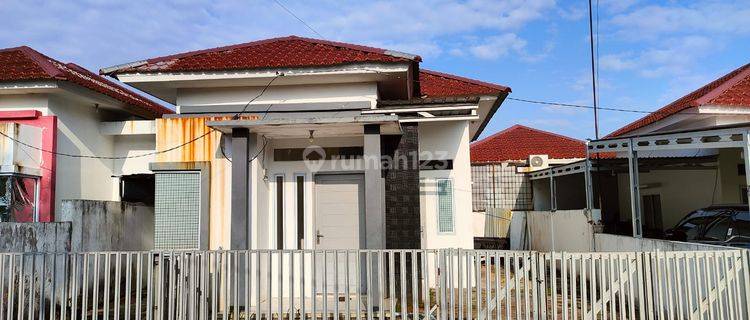 Rumah Siap Huni Dijual di Jl. Singgalang Tenayan Raya Pekanbaru 1