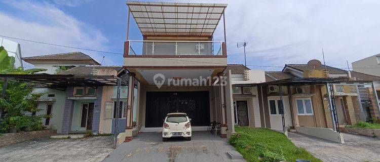 Rumah 2 Lantai Siap Huni Dijual di Jl. Satria Dekat Kuantan Regency 1