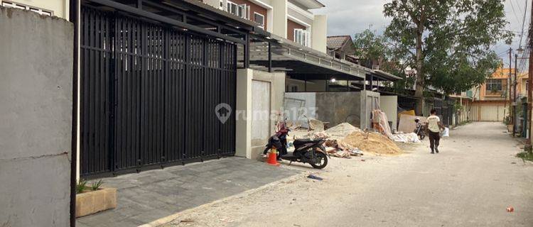 Perumahan Mewah 2 Lantai Masih Tersedia 1 Unit Dijual di Jl Riau Pekanbaru 1