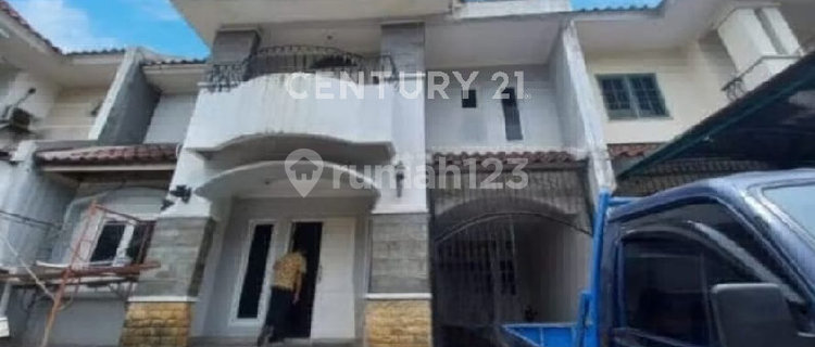 Residential House in a Luxury Complex Near LRT &amp; Jorr Cibubur-Jakarta Toll Road 1