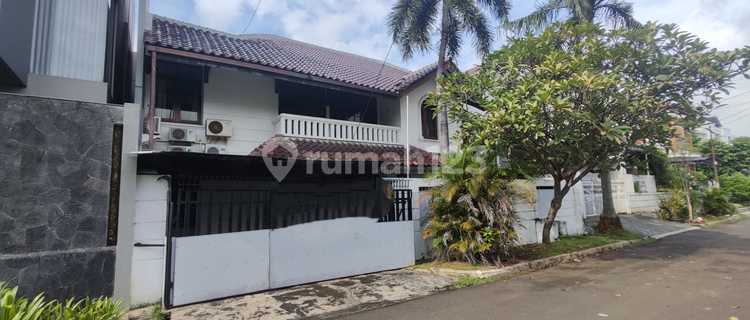 For Sale House in East Pulomas, Size 15x16 m², Move-In Ready, East Jakarta 1