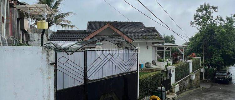 Rumah Asri Komplek Griya Bukit Mas Cikutra Bandung  1