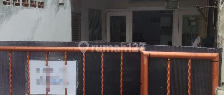 Rumah 2 Lantai Palmerah Jakarta 1