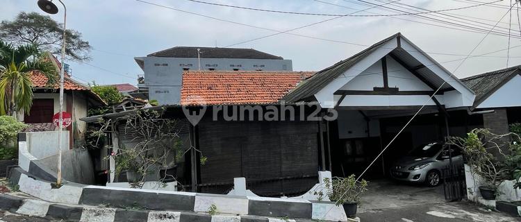 House for Sale Hook Near Women's Building, Tegal Sari Semarang 1