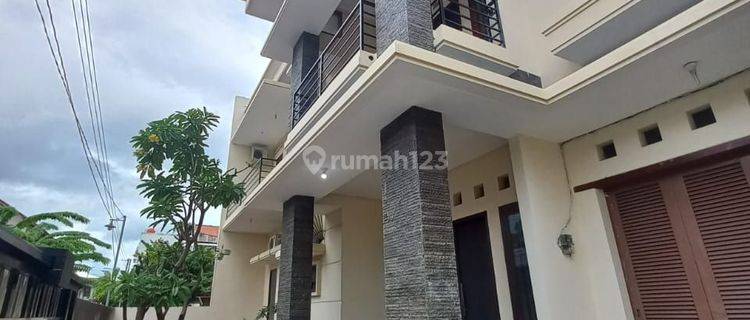 Sewa Rumah Bagus 2 lantai  1