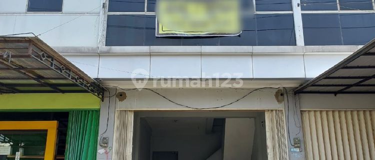 Jual Ruko Murah 2 Lantai Siap Pakai Letak Strategis 1