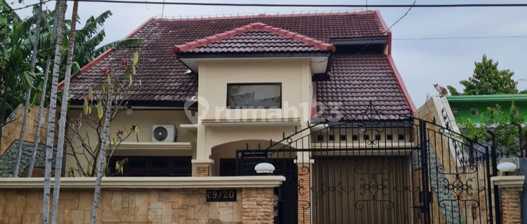 Sewa Rumah Besar Bagus 2 Lt Semarang Indah Semarang Barat 1