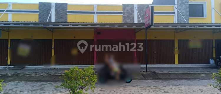 For Sale: Cheap Stall, Located by Main Road, Truck Accessible, East Semarang. 1