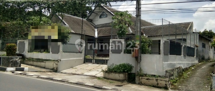 Rent a Spacious House Suitable for an Office by the Highway Towards Ungaran Semarang 1