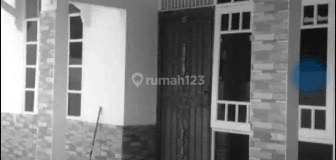 Rumah sewa murah luas di di melati mas 1