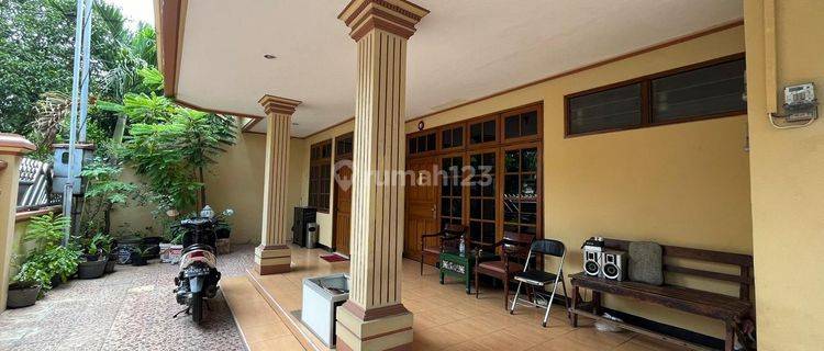 Rumah Kos Bagus Furnished di Bratang Gede Siap Huni  1