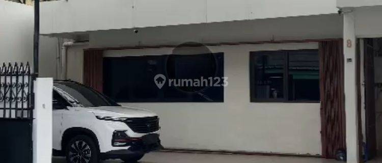 Rumah cocok u/gudang n KTR di kerajinan gajah mada 1