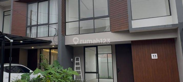 Rumah Modern Baru Di Pusat Kota Bandung Dekat Sumbersari Junction 1