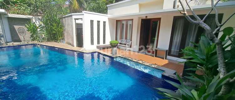 House for Sale in Radio Dalam with Swimming Pool Facilities, Hook Position 1
