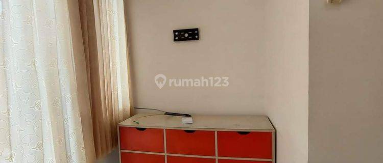 Disewakan Rumah di Pik Murah Semi Furnished 2 Kamar Tidur 1