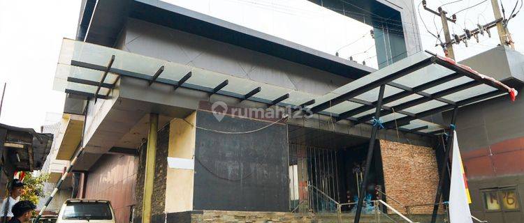 Dijual Gedung Ex Bar di Mampang Prapatan 1