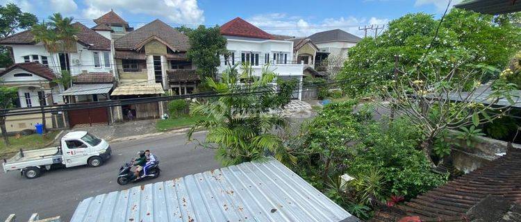 Hot List of Houses for Sale on the Main Road, Puri Gading Jimbaran, South Kuta Housing Location 1