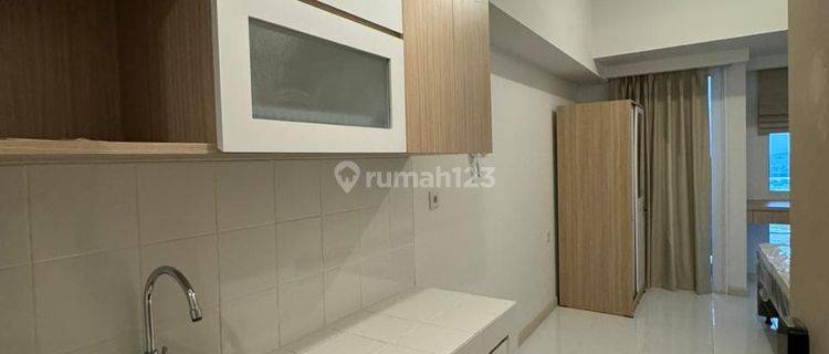 Disewakan Murah Apartemen Studio Tokyo Riverside Pik 2 Semi Furnish 1