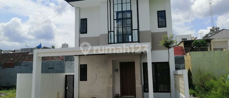 Perumahan Premium 2 Lantai Sleman Jogja, Jalan Palagan Yogyakarta 1