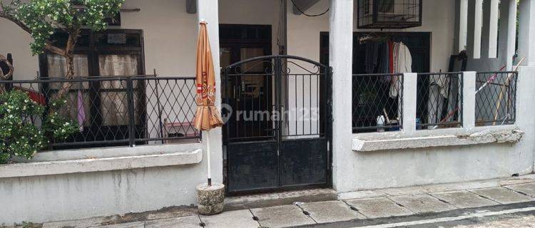 Di Sewa Rumah Banyak Kamar Murah Jakarta Pusat 1