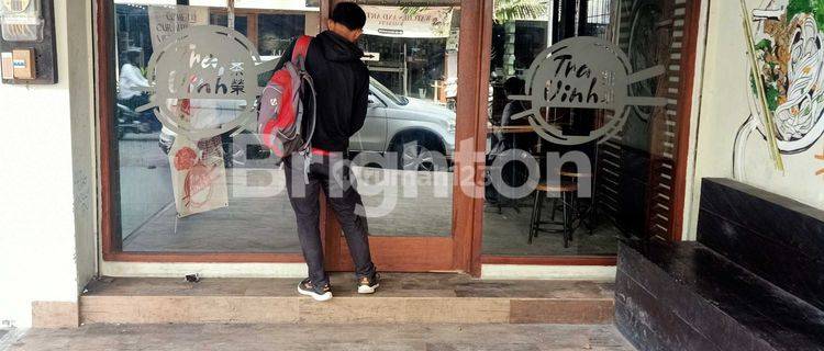 SHOPHOUSE IN KUTA SQUARE EX RESTO WITH FURNISH 1