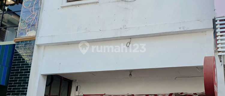 For Rent 3-Story Shophouse Prime Location in Sector 3 Bintaro 1