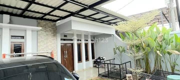 Dijual Rumah Cantik 2 Lantai Semi Furnished Di Pamulang RA15174 1