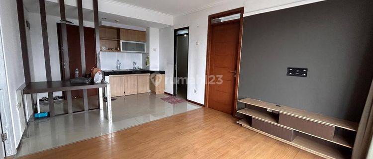 Dijual APARTEMEN LUAS SEMI FURNISHED di Gateway Pasteur 1